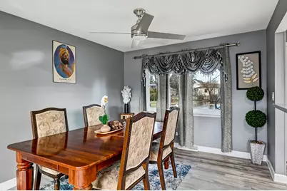 7818 W 101st Place, Palos Hills, IL 60465 - Photo 14