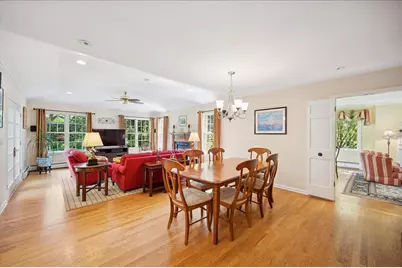 1245 Canterbury Lane, Glenview, IL 60025 - Photo 8