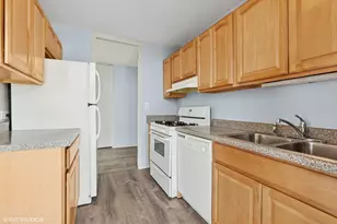 6700 S South Shore Dr, Chicago, IL 60649 - Photo 14