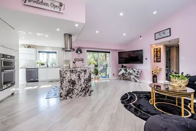 10288 Southwest Highway #3D, Chicago Ridge, IL 60415 - Photo 2