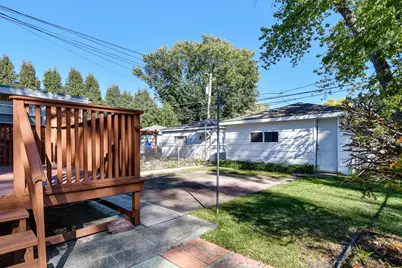 8303 Lawndale Avenue, Skokie, IL 60076 - Photo 2