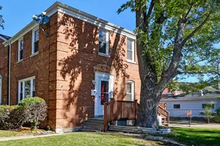 8303 Lawndale Ave, Skokie, IL 60076 - Photo 1