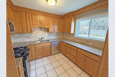 16908 Laramie Avenue, Oak Forest, IL 60452 - Photo 6