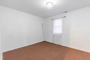 8111 S Muskegon Ave, Chicago, IL 60617 - Photo 18