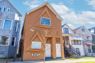 8111 S Muskegon Ave, Chicago, IL 60617 - Photo 2