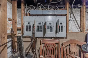 8111 S Muskegon Ave, Chicago, IL 60617 - Photo 32