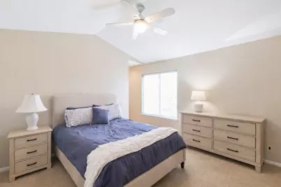 842 W Saint Johns Place, Palatine, IL 60067 - Photo 6