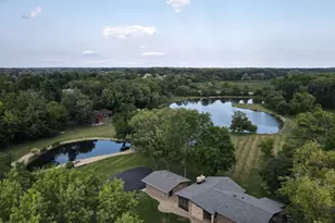 330 S Barrington Rd, Barrington, IL 60010 - Photo 4