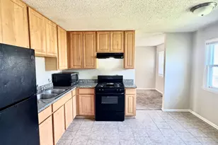 16001 Avalon Ave, South Holland, IL 60473 - Photo 2