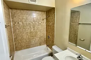 16001 Avalon Ave, South Holland, IL 60473 - Photo 4