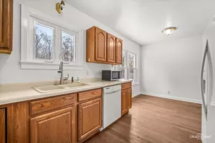 421 N Neltnor Blvd, West Chicago, IL 60185 - Photo 6