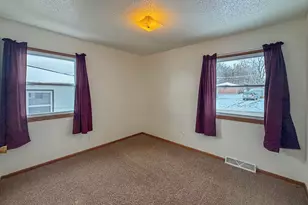 215 Baird St, Dakota, IL 61018 - Photo 14