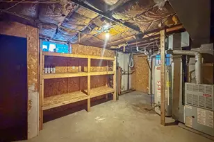 215 Baird St, Dakota, IL 61018 - Photo 24
