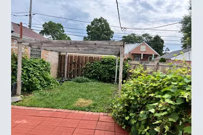 7427 Tripp Avenue, Skokie, IL 60076 - Photo 38