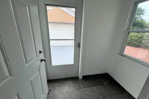 7427 Tripp Ave, Skokie, IL 60076 - Photo 24