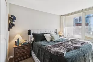 345 N La Salle Dr, Chicago, IL 60654 - Photo 16