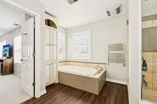 8017 Insignia Ct, Long Grove, IL 60047 - Photo 26