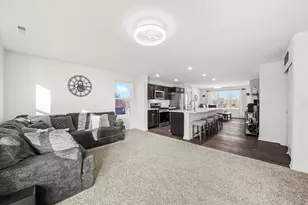 6640 Linden Trl, Wonder Lake, IL 60097 - Photo 10