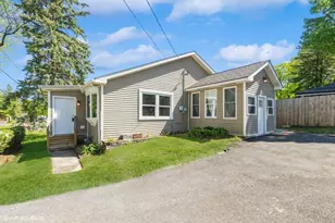 35611 N Grove Ave, Ingleside, IL 60041 - Photo 1