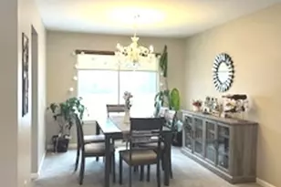 43 Augusta Dr, Streamwood, IL 60107 - Photo 6