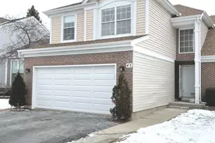 43 Augusta Dr, Streamwood, IL 60107 - Photo 2