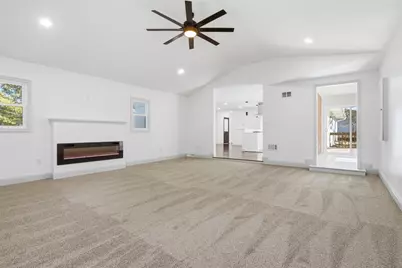 3009 E Oakland Avenue, Bloomington, IL 61704 - Photo 18