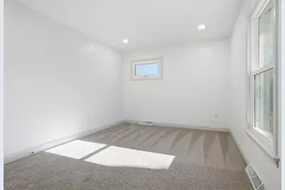 3009 E Oakland Avenue, Bloomington, IL 61704 - Photo 26