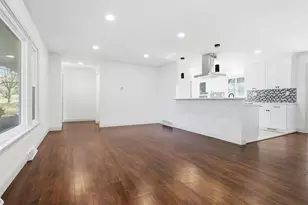 3009 E Oakland Ave, Bloomington, IL 61704 - Photo 10