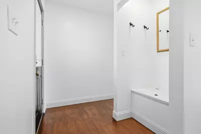 3009 E Oakland Avenue, Bloomington, IL 61704 - Photo 8