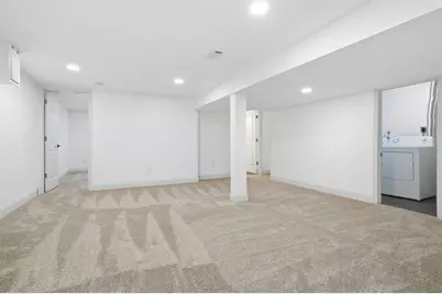 3009 E Oakland Avenue, Bloomington, IL 61704 - Photo 28