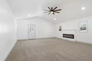 3009 E Oakland Ave, Bloomington, IL 61704 - Photo 16