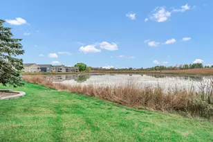 2660 Harnish Dr, Algonquin, IL 60102 - Photo 10