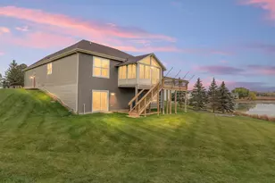 2660 Harnish Dr, Algonquin, IL 60102 - Photo 2