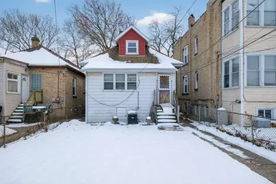 4710 W Schubert Avenue, Chicago, IL 60639 - Photo 8