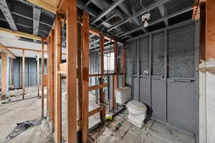 4710 W Schubert Ave, Chicago, IL 60639 - Photo 4