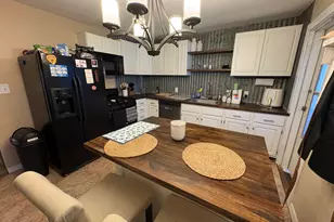 1154 N Franklin St, Salem, IL 62881 - Photo 6