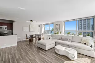 474 N Lake Shore Dr, Chicago, IL 60611 - Photo 2