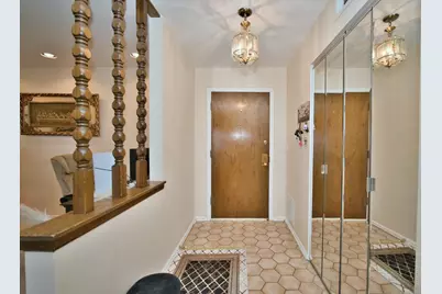 4901 Golf Road #310, Skokie, IL 60077 - Photo 6
