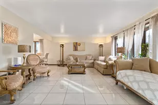 5319 Martha Ln, Oak Forest, IL 60452 - Photo 2