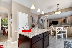 103 S Cranberry St, Bolingbrook, IL 60490 - Photo 8