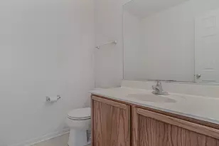 386 Gladstone Ln, Elgin, IL 60120 - Photo 22