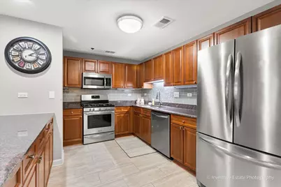 875 E 22nd Street #118, Lombard, IL 60148 - Photo 4