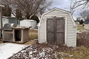 1021 Springdale Ln, Dekalb, IL 60115 - Photo 12