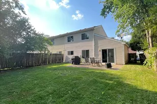43 Buckingham Ln, Buffalo Grove, IL 60089 - Photo 18