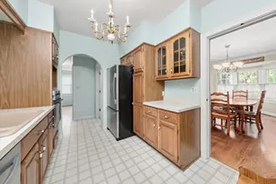 229 Country Club Rd, Chicago Heights, IL 60411 - Photo 12