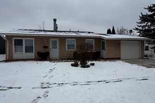 803 Dorman Dr, Streamwood, IL 60107 - Photo 1