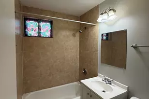 803 Dorman Dr, Streamwood, IL 60107 - Photo 4