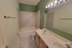 609 Prestwick Ln, Wheeling, IL 60090 - Photo 6