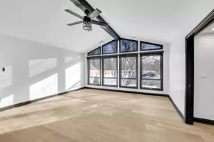 15160 W Oak Spring Rd, Libertyville, IL 60048 - Photo 48