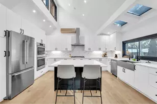 15160 W Oak Spring Rd, Libertyville, IL 60048 - Photo 6